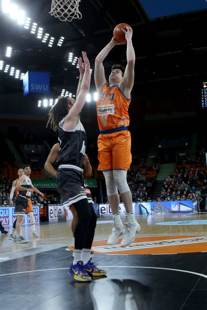 在关键区域 在关键区域